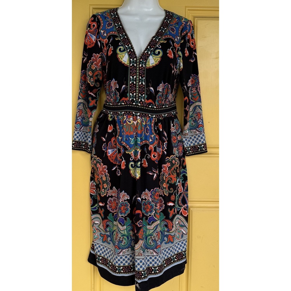 Eci Shift Dress Womens SZ Medium Floral Artsy Stretch Country Club Chic